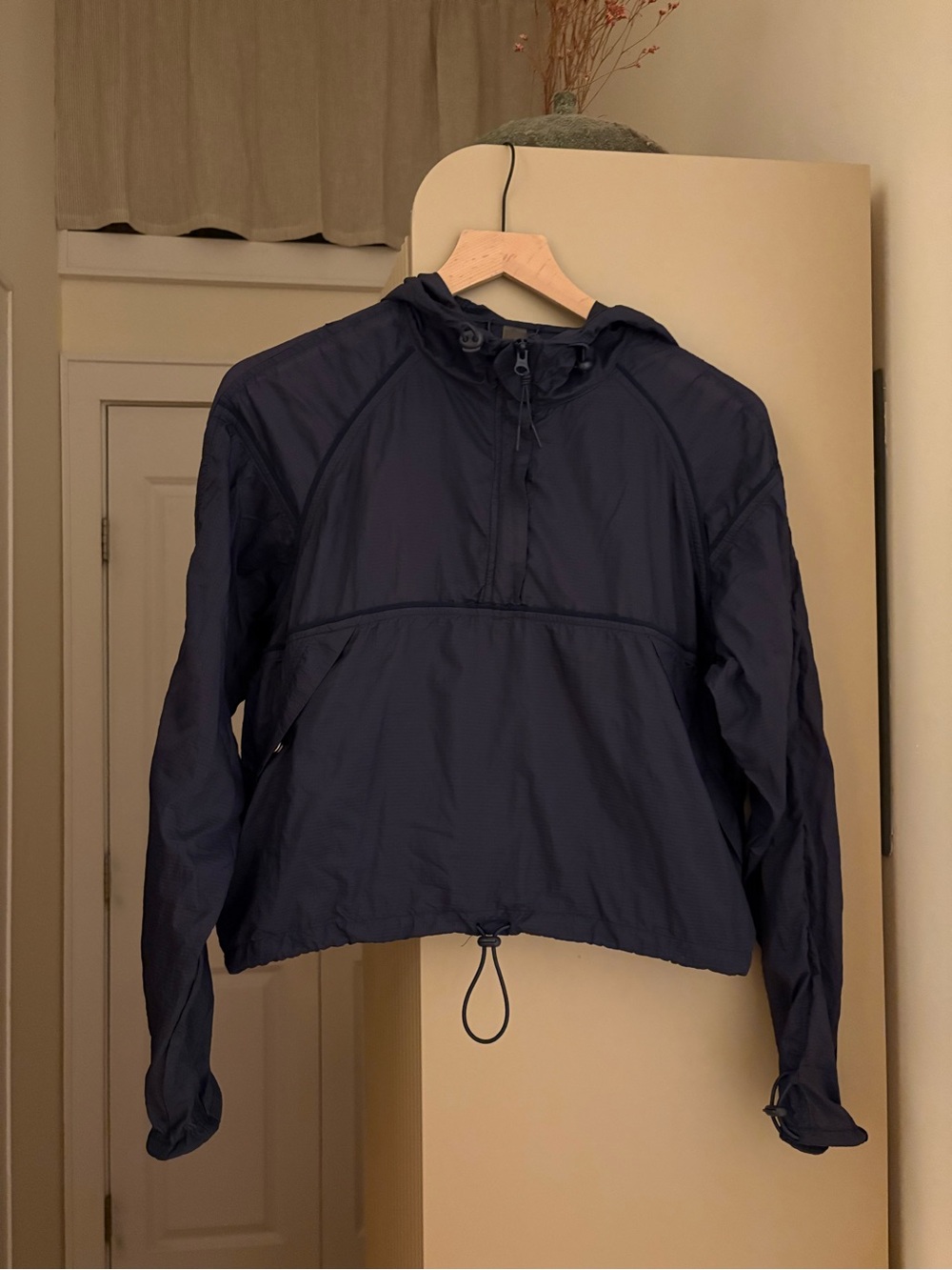 Outdoor Voices Navy Hooded Windbreaker Pullover Jacket XS